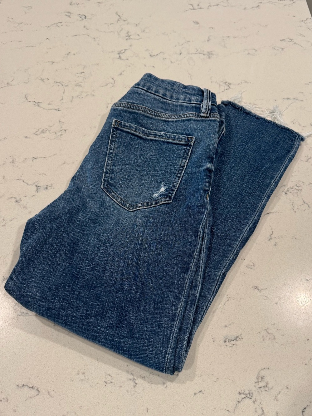 Studio Blue Cropped Raw Hem Ankle Jeans | Size 27